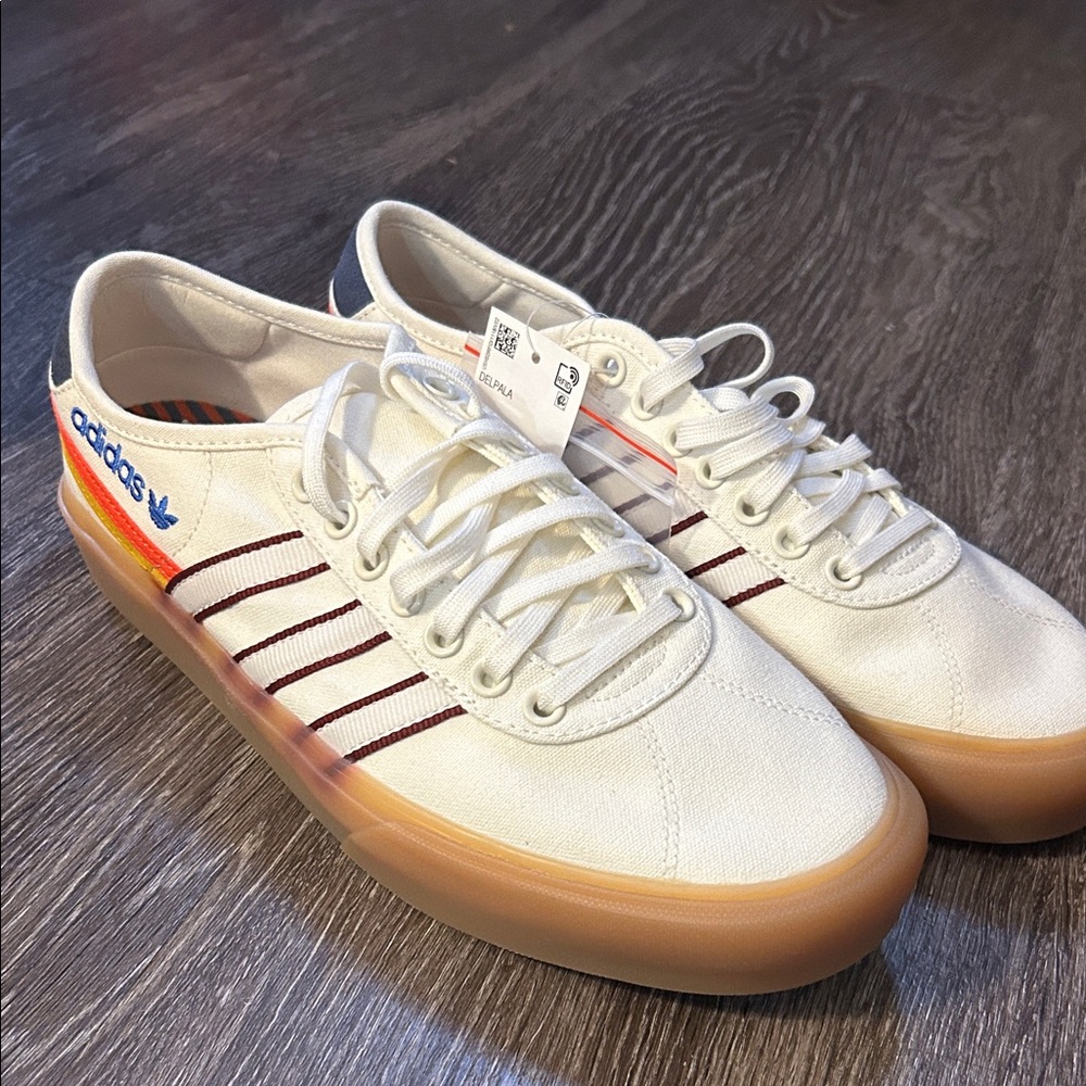 Adidas Delpala Sneakers